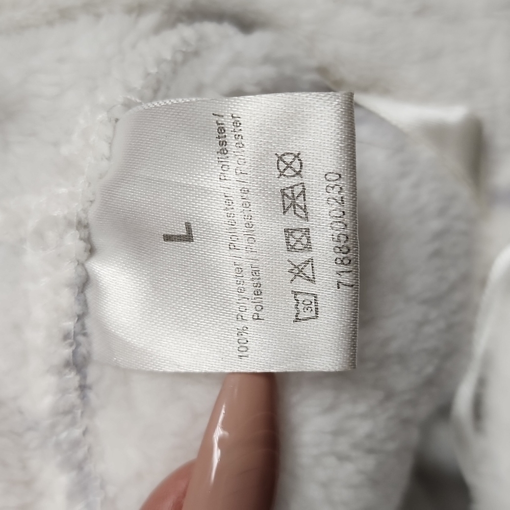 Sweater Robe - Picture 3 of 5